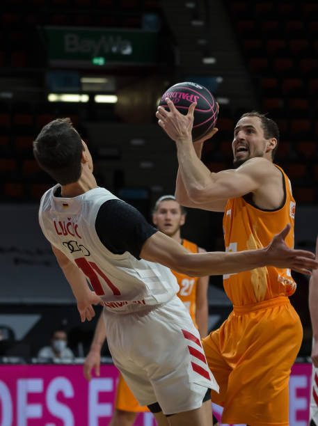 浦与水晶宫 浦与水晶宫