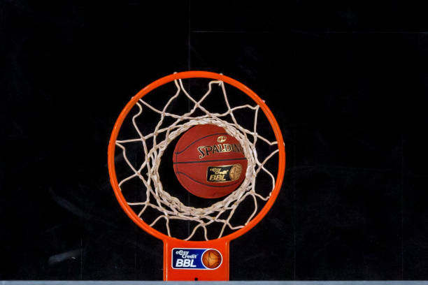 调整战术和 调整战术和