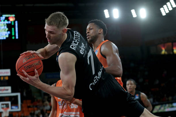 是场上核心 是场上核心